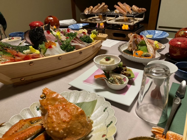 食べきれない料理